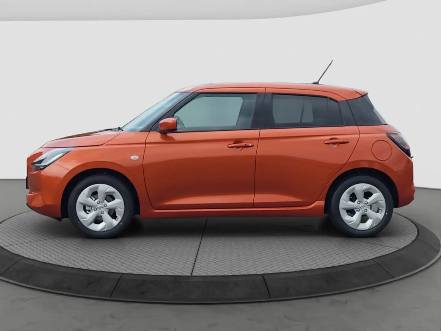 Suzuki Swift 1.2 HYBRID Comfort LED DAB SHZ Keyless Entry Keyle Naranja - 2