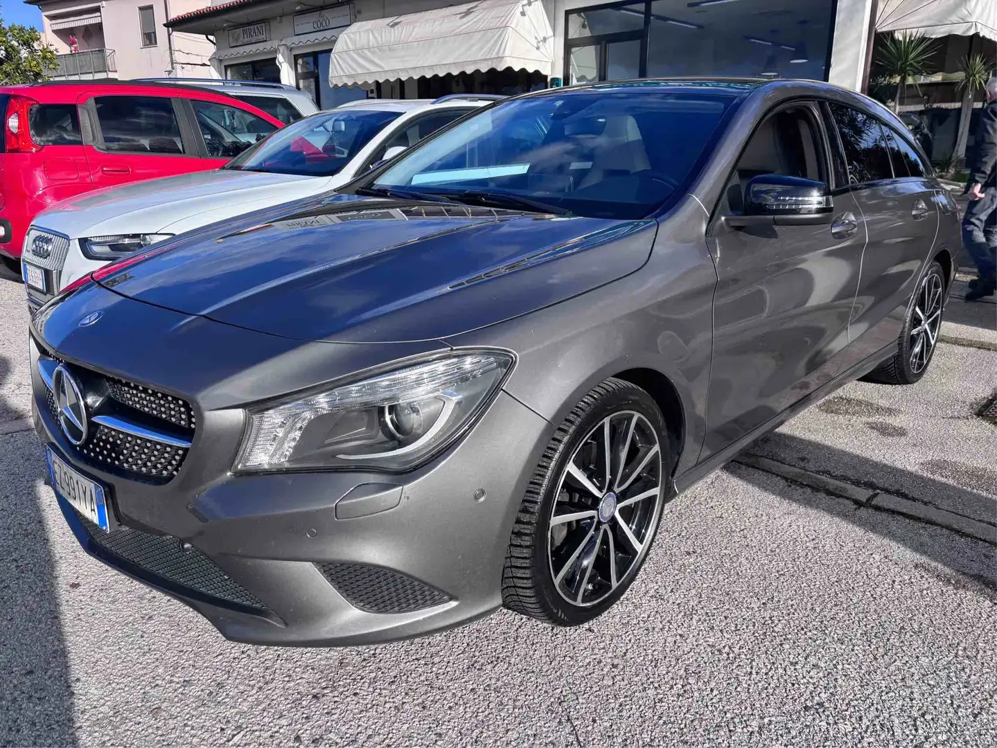 Mercedes-Benz CLA 200 CLA Shooting Brake Shooting cdi Sport auto Gris - 2