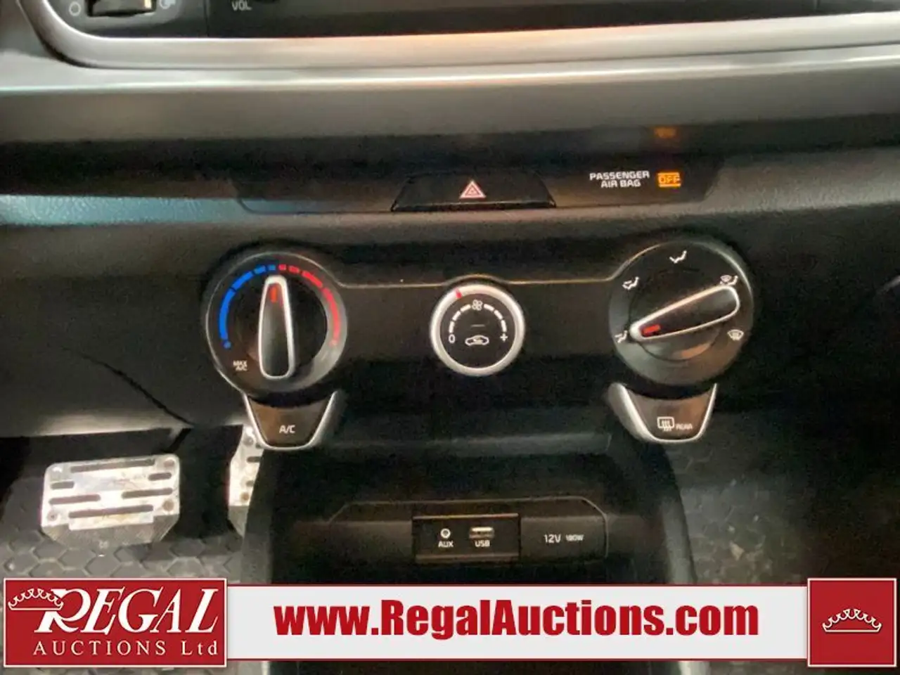 Kia Rio снимка Kia Rio