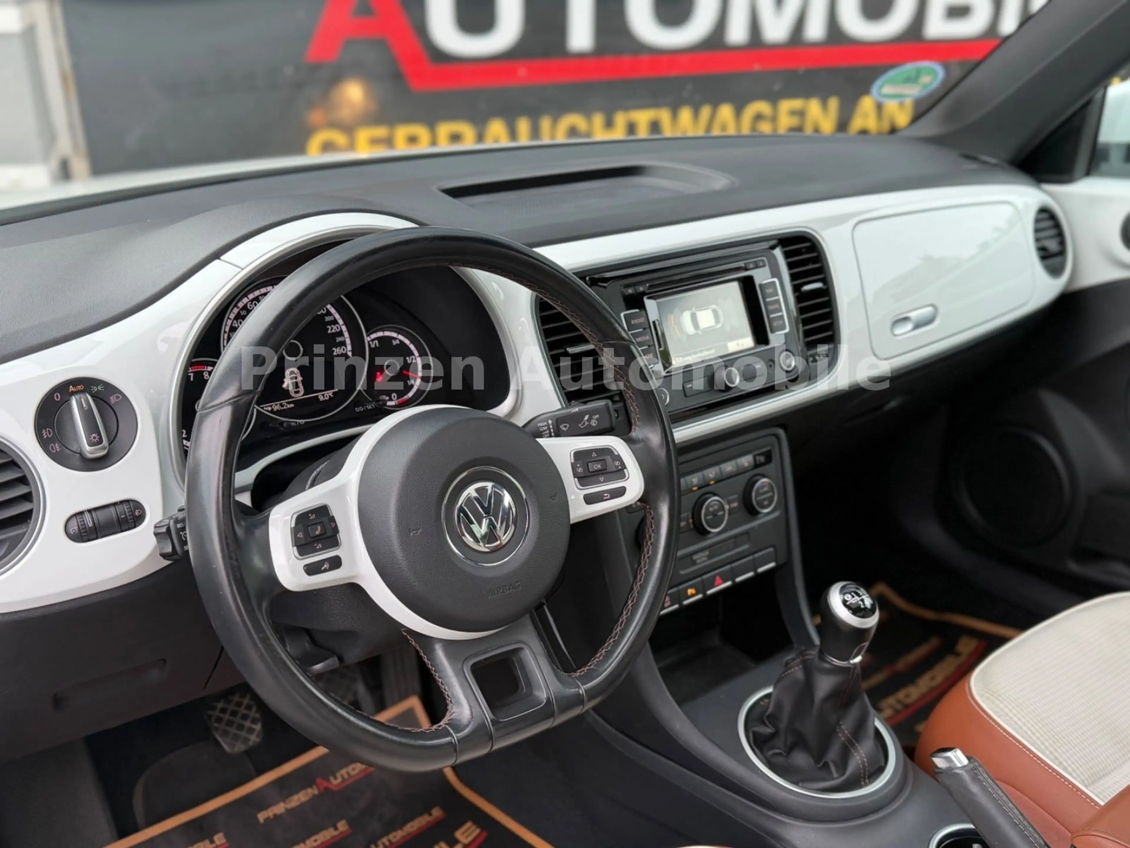 Volkswagen Beetle 1,2 TSI Cup BMT*Panorama*Sitzhzg*Open SKY — photo 8