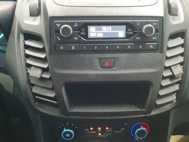 Ford Transit view 12