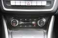 Mercedes-Benz A 200 AMG Line | Keyless | Distronic Plus | LED | CarPla Zwart - thumbnail 16