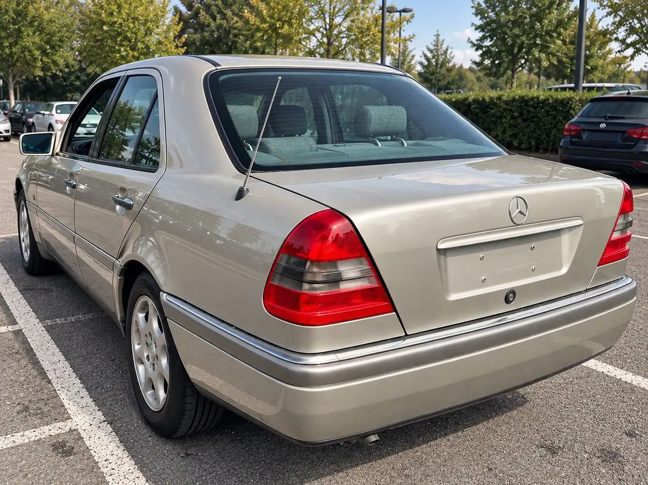 Mercedes-Benz C 200, foto 3