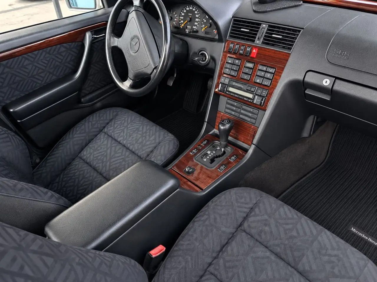 Mercedes-Benz C 200, foto 9
