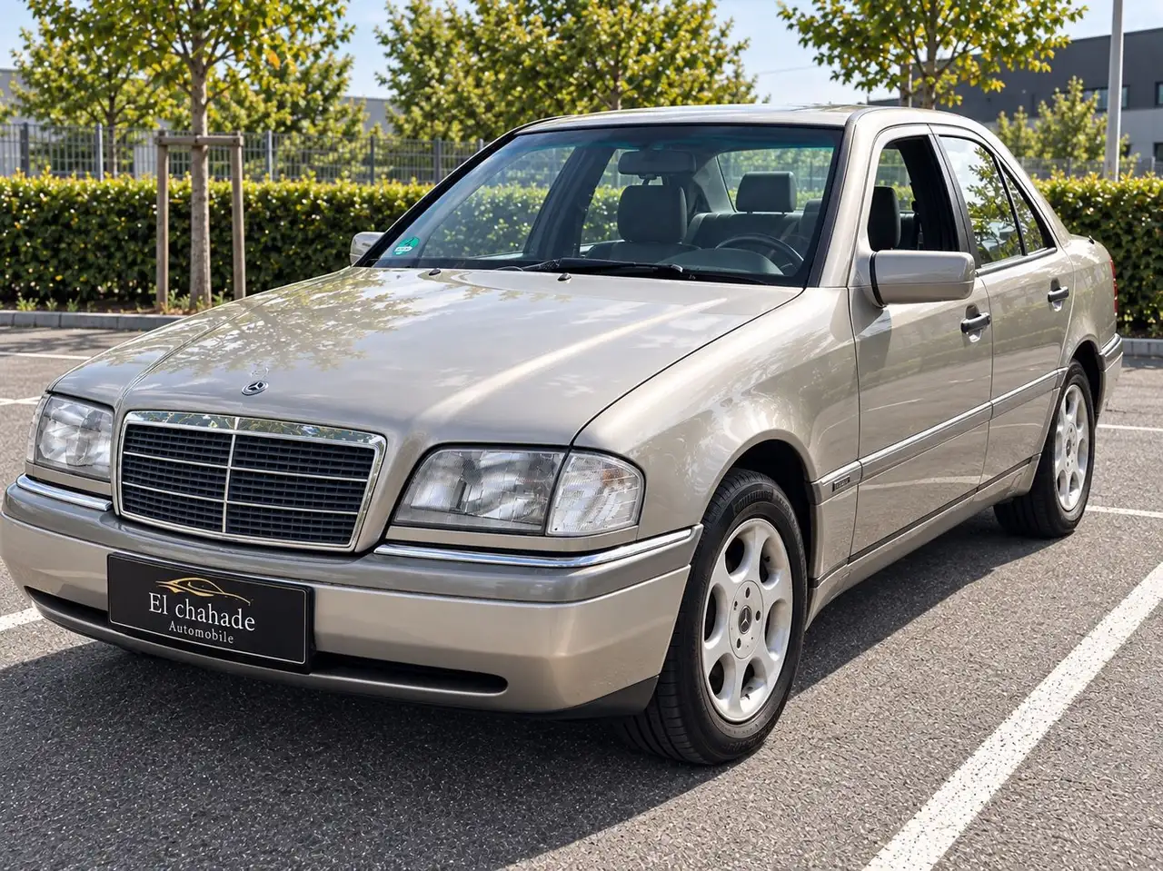 Mercedes-Benz C 200, foto 2