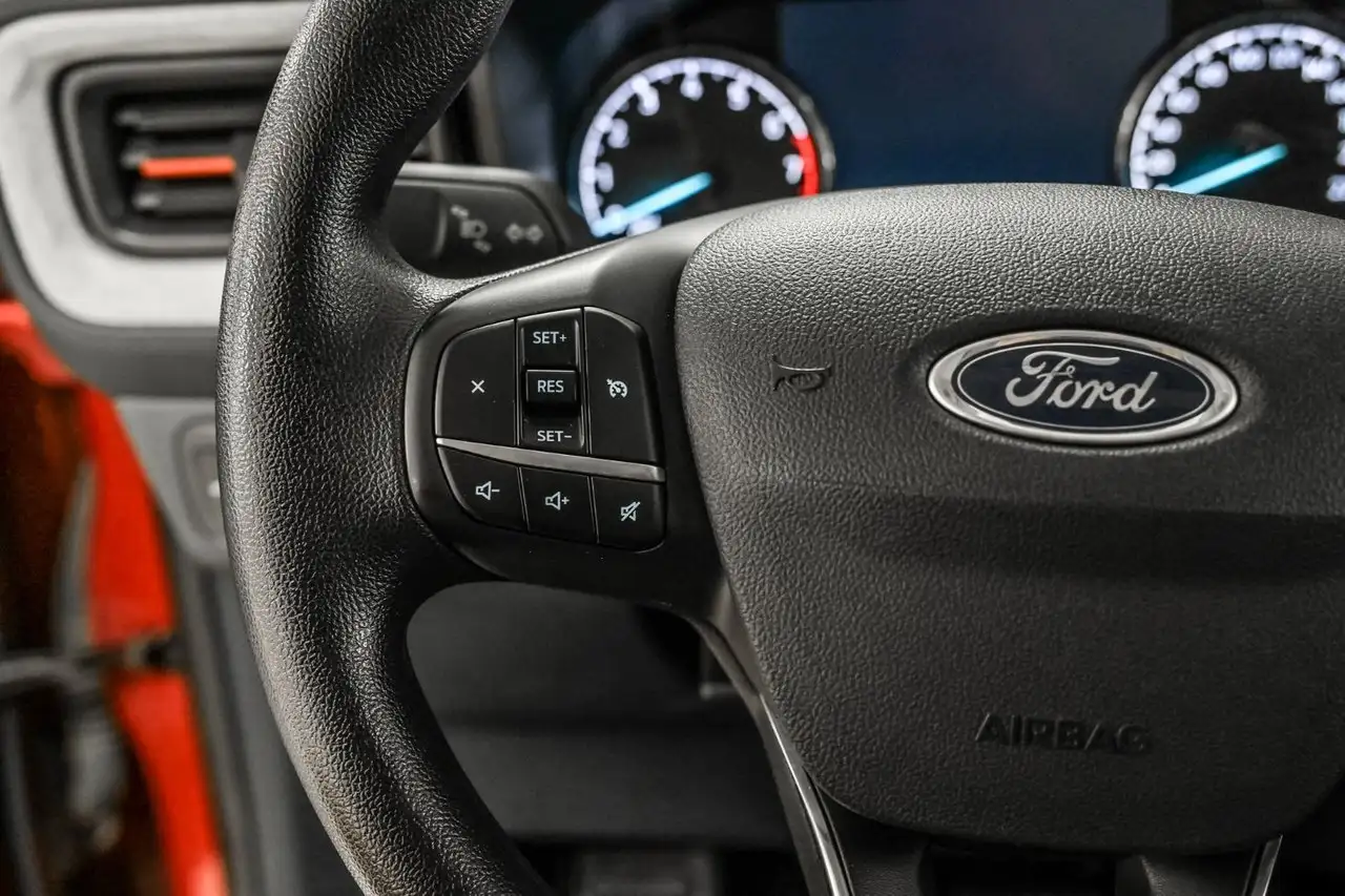 Ford Maverick снимка Ford Maverick