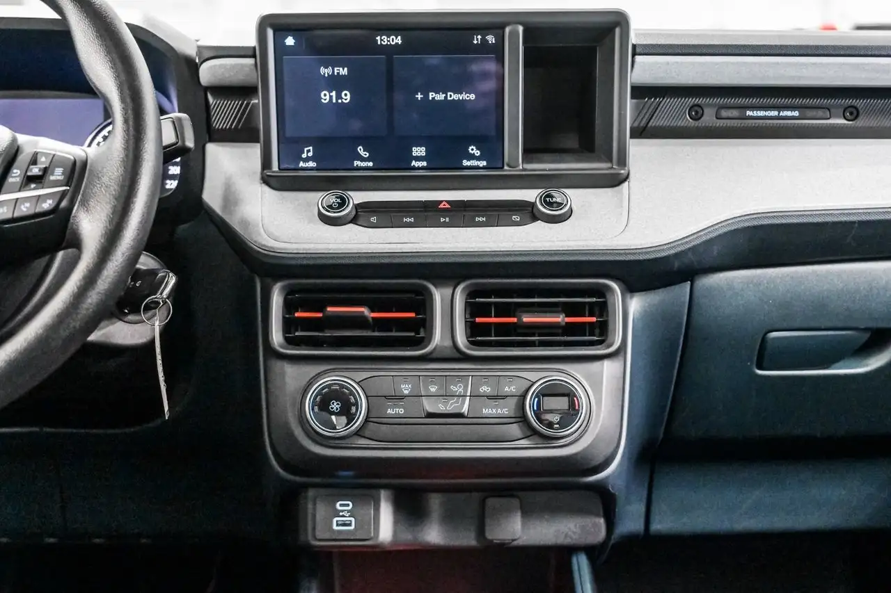 Ford Maverick снимка Ford Maverick