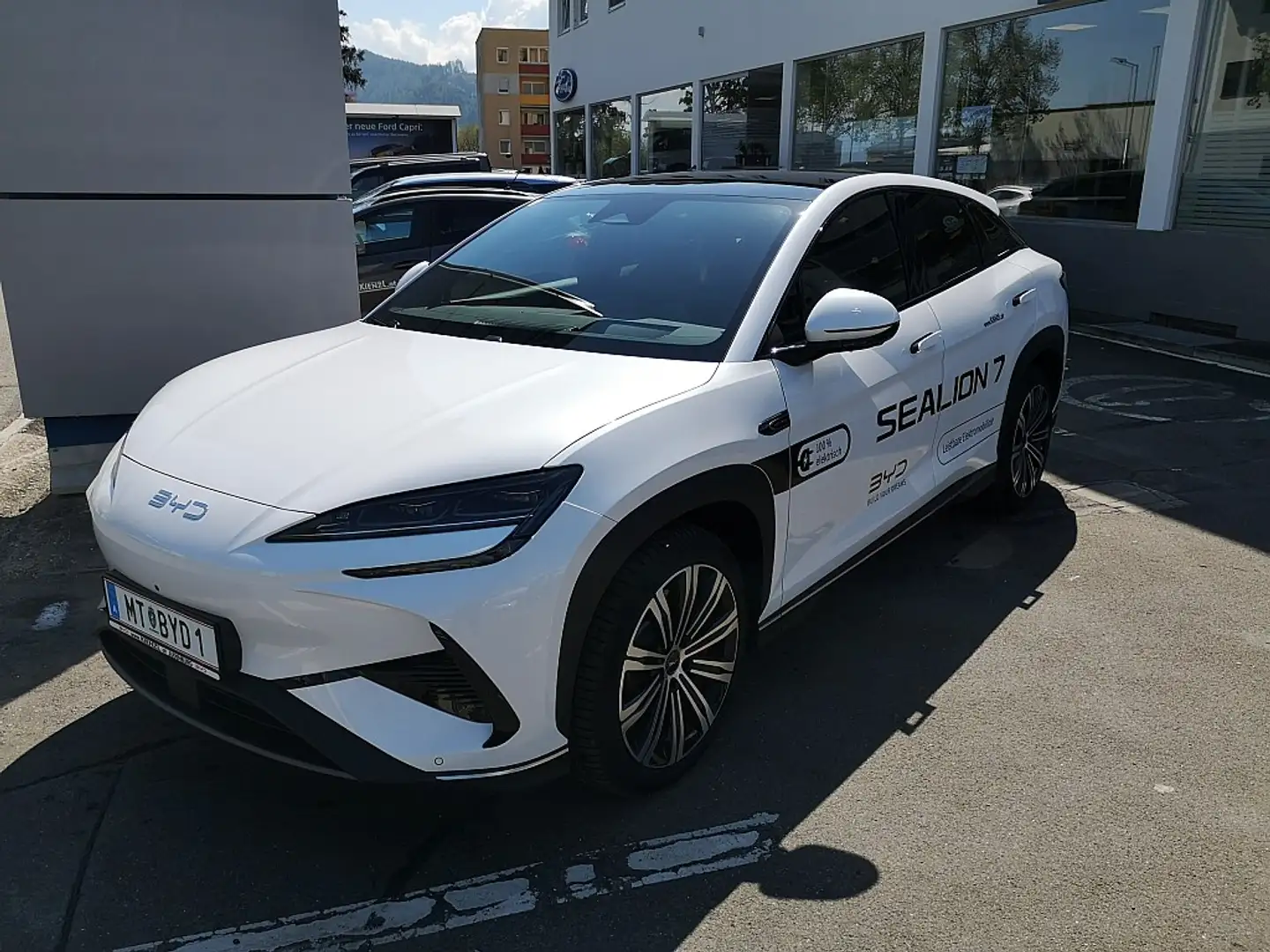 BYD Sealion 7 Excellence Österreich Paket 91.5 kWh AWD Biały - 1