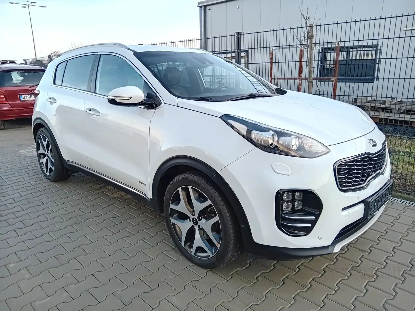 Kia Sportage GT-Line 4WD Aut * 1.Hand * INSP+TÜV neu * Voll Blanc - 1
