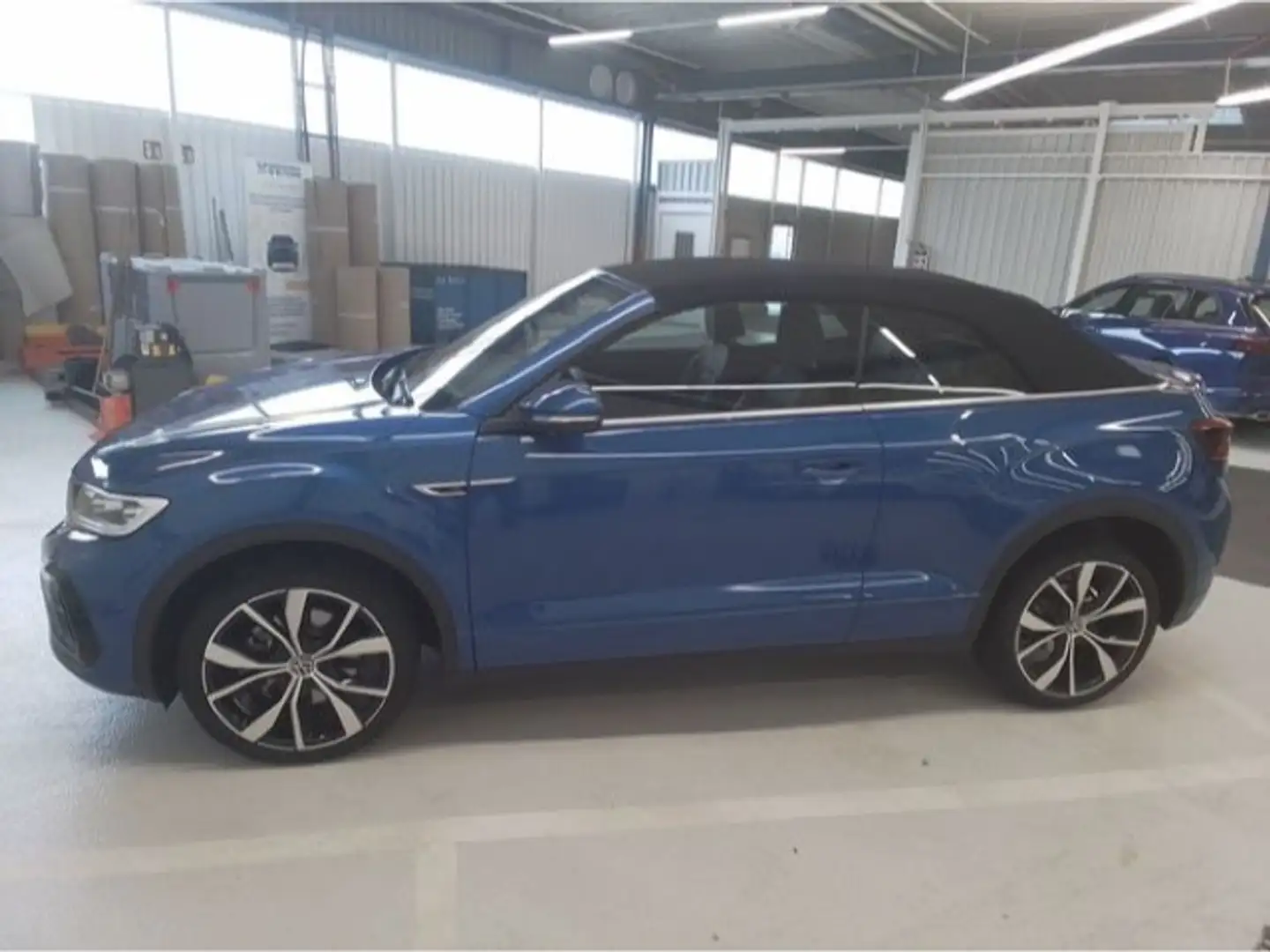 Volkswagen T-Roc 1.5 TSI R-LINE IQ-LIGHT LEDER ST Blau - 2