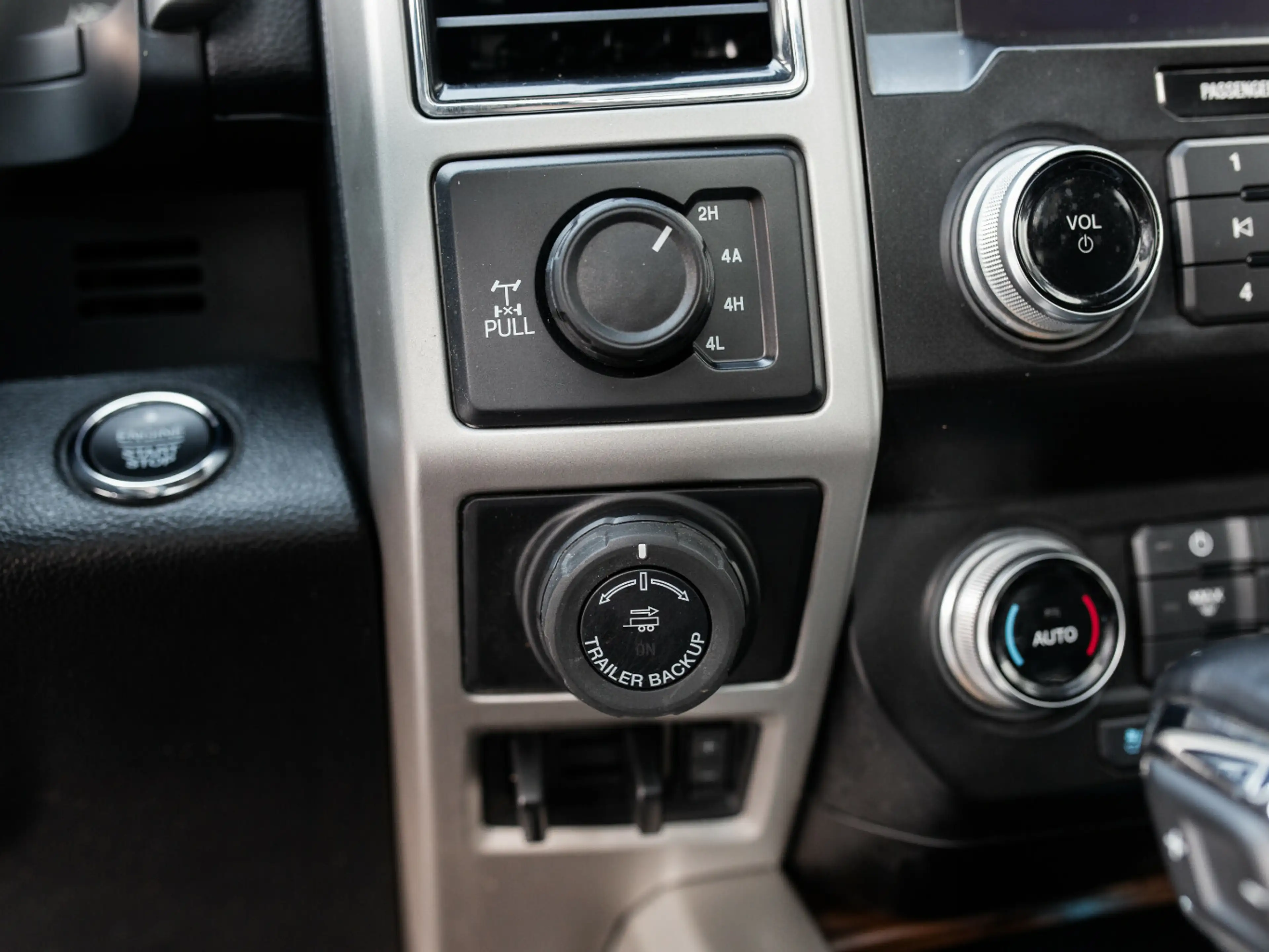 Ford F 150 5.0l V8 Lariat 4x4 — photo 13