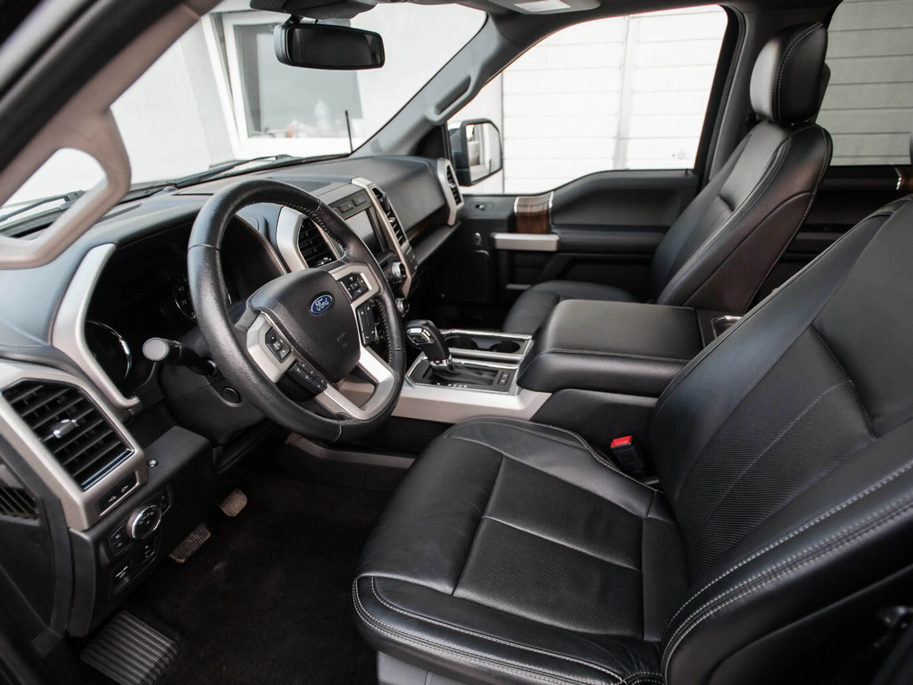 Ford F 150 5.0l V8 Lariat 4x4 — photo 9