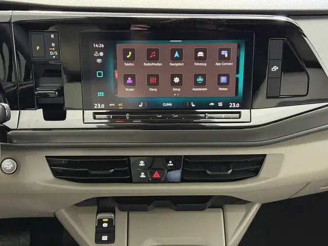 Volkswagen T7 California view 11