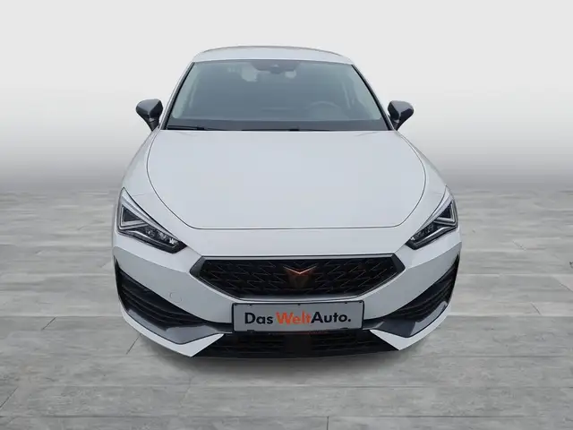 Cupra Leon view 2