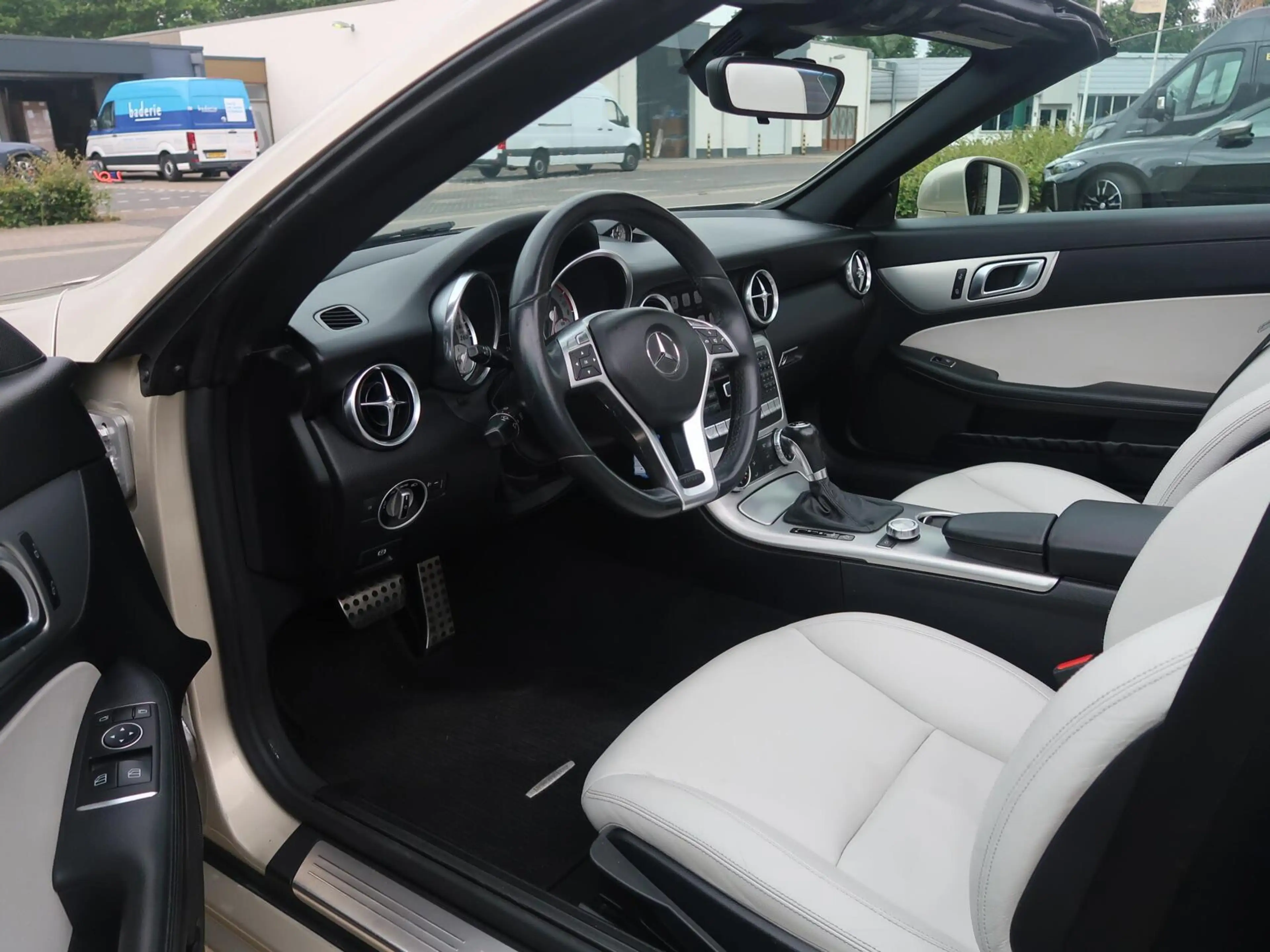 Mercedes-Benz SLK 200 Aut MAGIC SKY-PANORAMADAK|CARPLAY|VLEUGELDEUREN|AI — photo 7