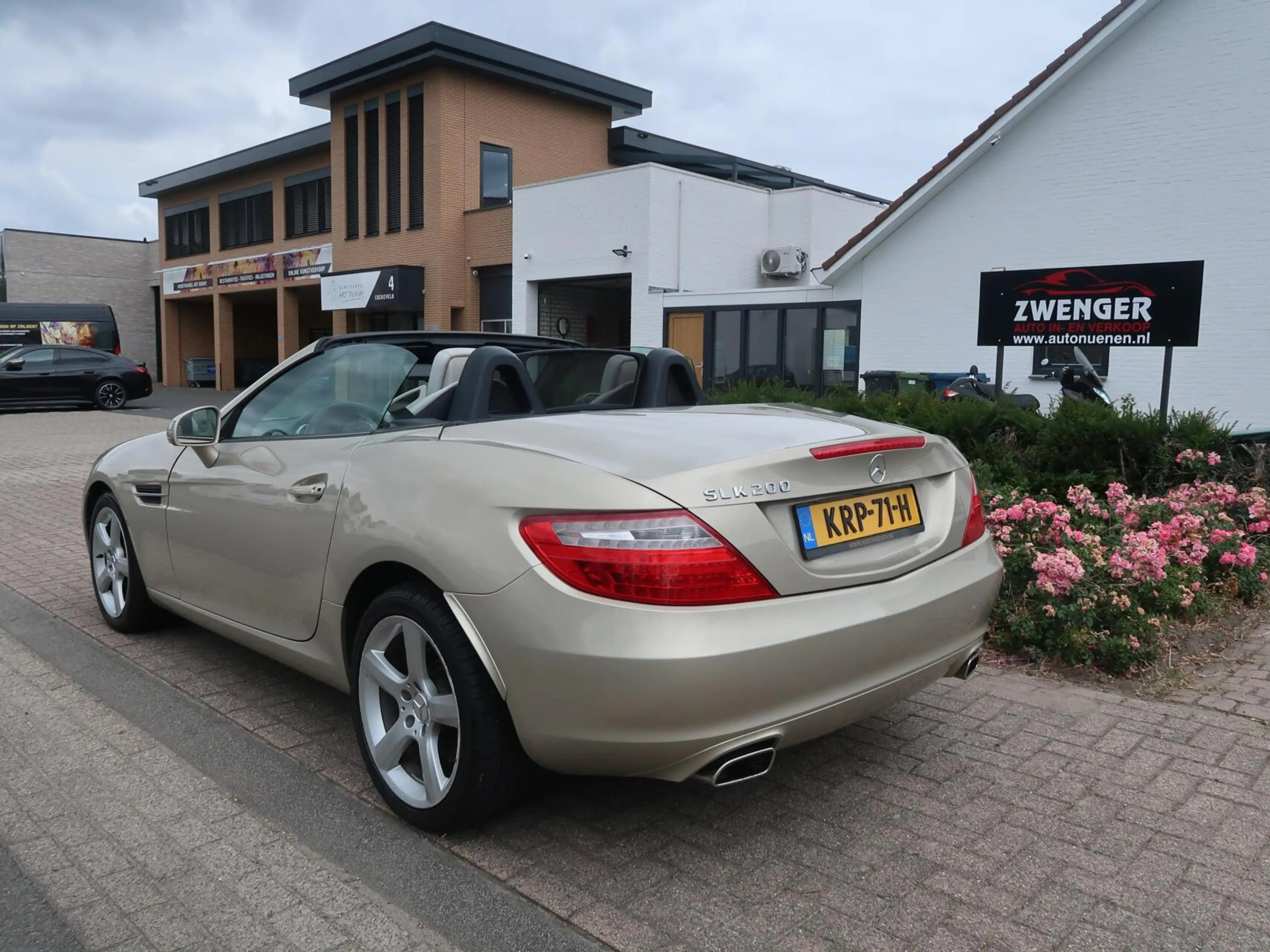 Mercedes-Benz SLK 200 Aut MAGIC SKY-PANORAMADAK|CARPLAY|VLEUGELDEUREN|AI — photo 3
