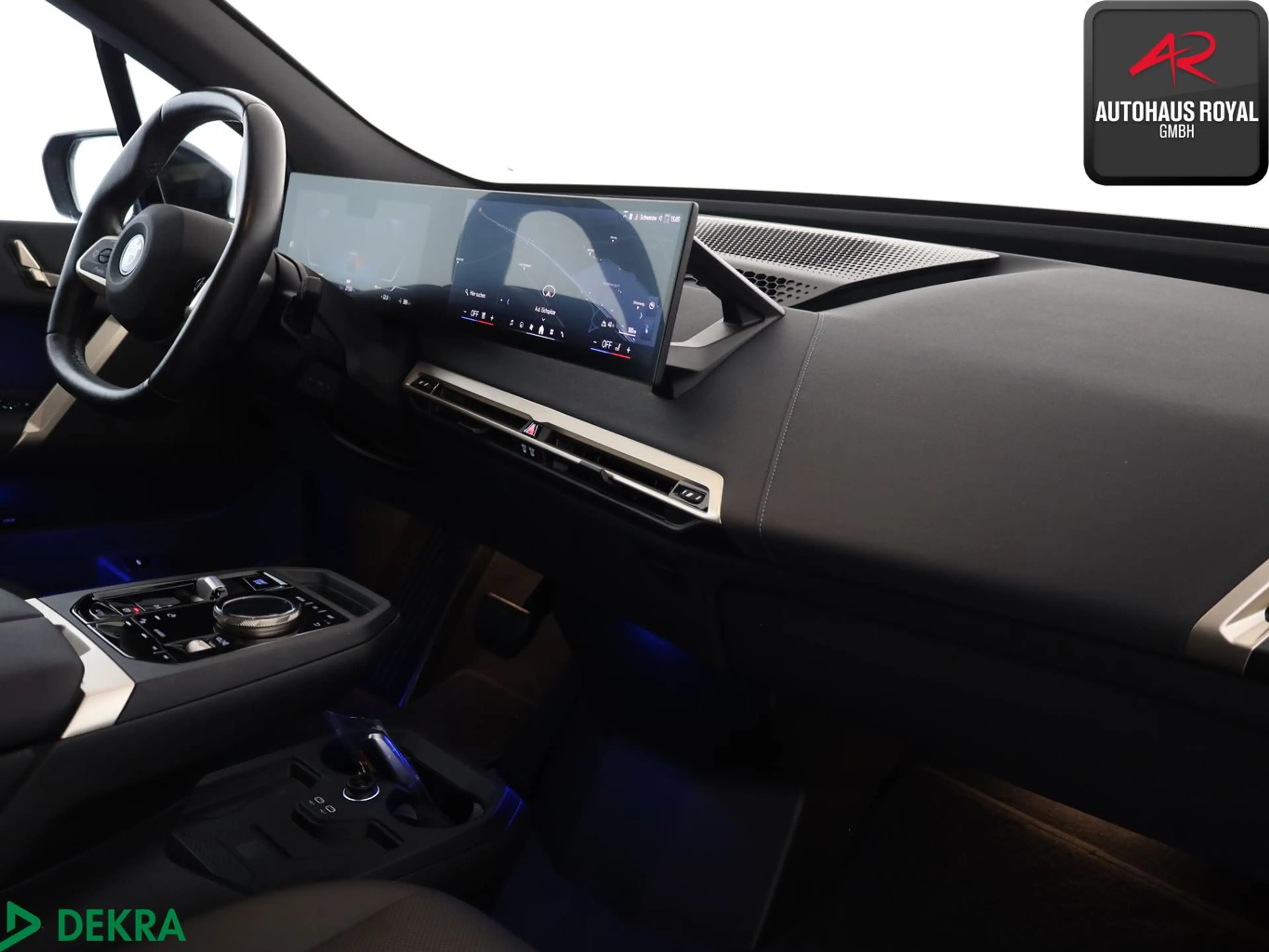 BMW iX xDrive50 SPORT SKYLOUNGE,360GRAD,SITZKLIMA,SH — photo 10