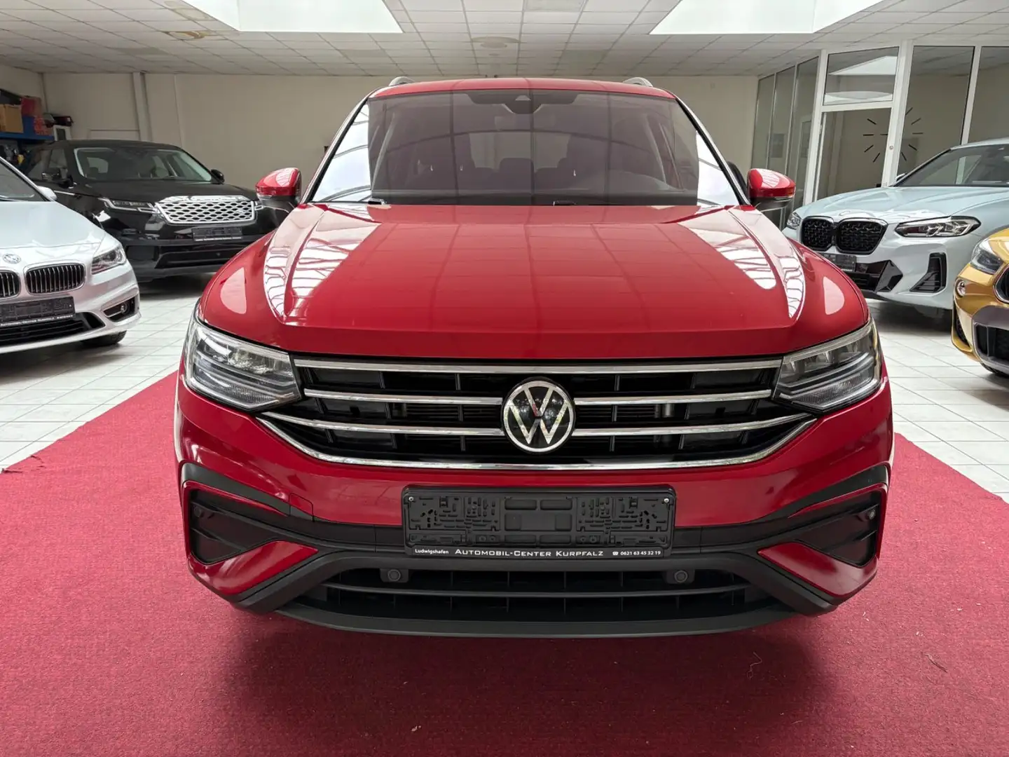 Volkswagen Tiguan Allspace NAVI+LED+PANO+KAM+VIRTUAL+7SITZE Rot - 2