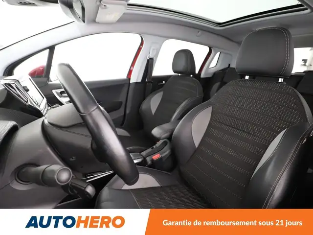 Peugeot 2008 view 10