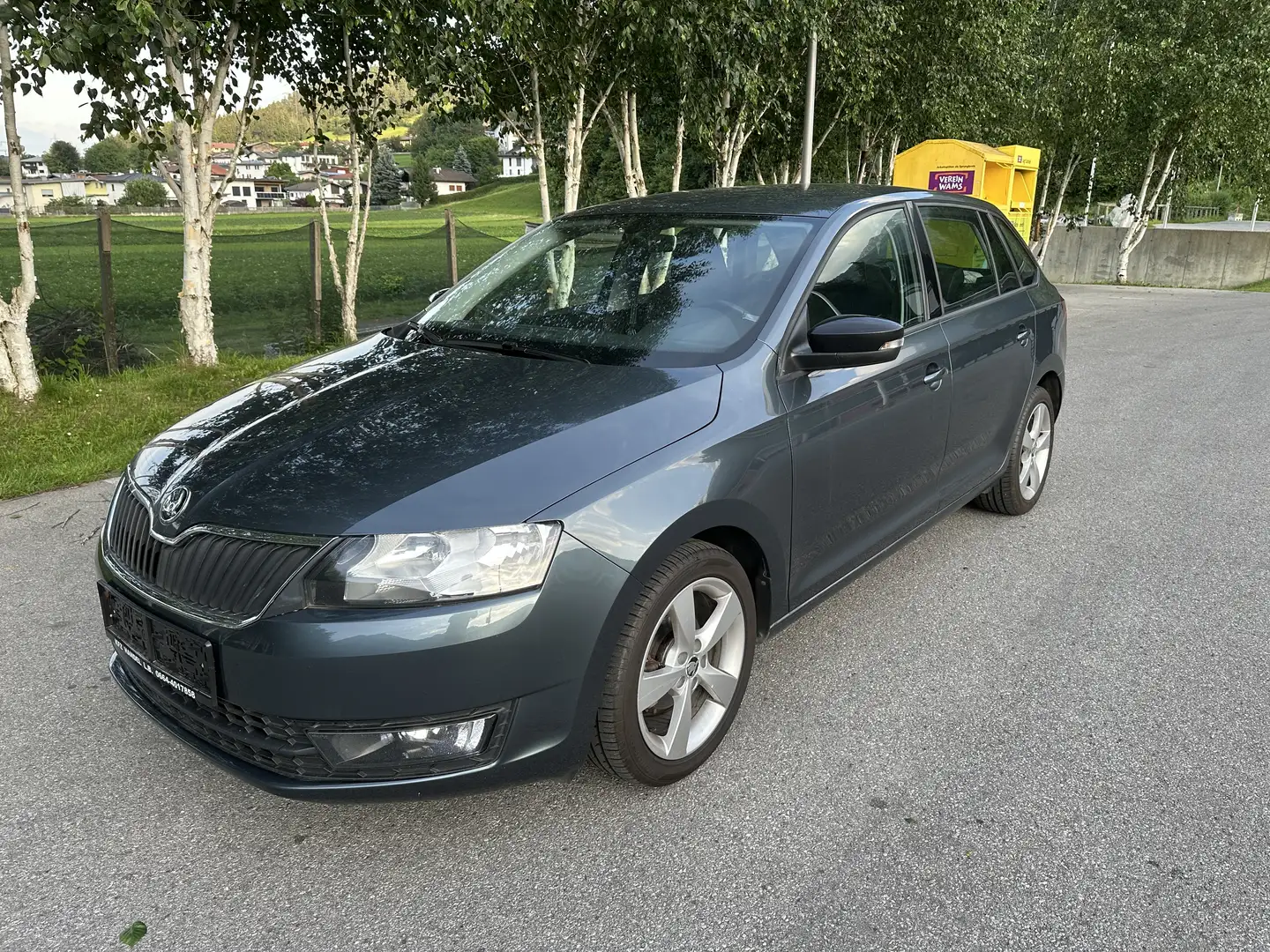 Skoda Rapid/Spaceback Rapid Spaceback 1,4 TDI Sport Grau - 1