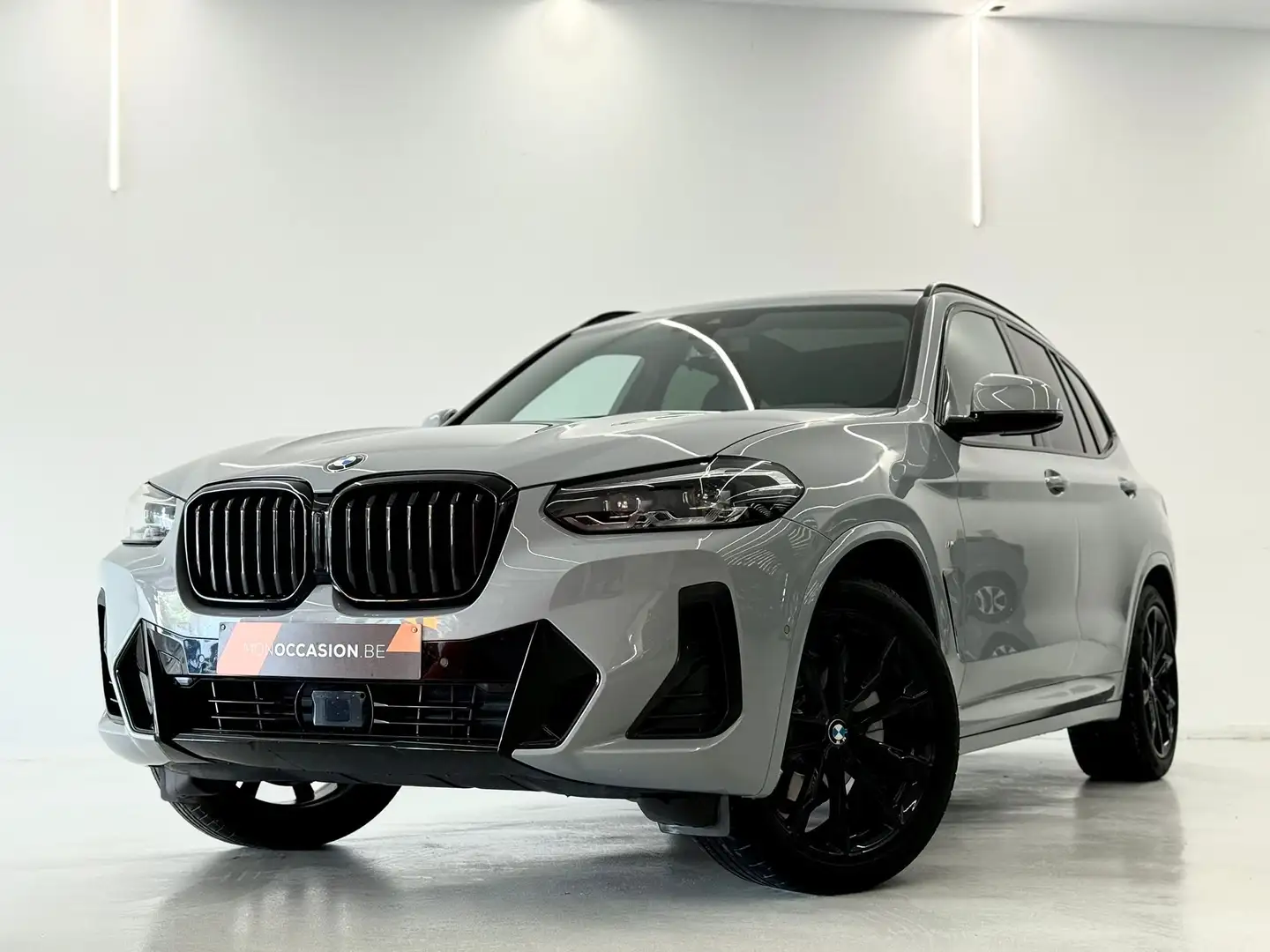 BMW X3 2.0dA Pack M Cuir Pano Virtual 20" LED Grau - 2
