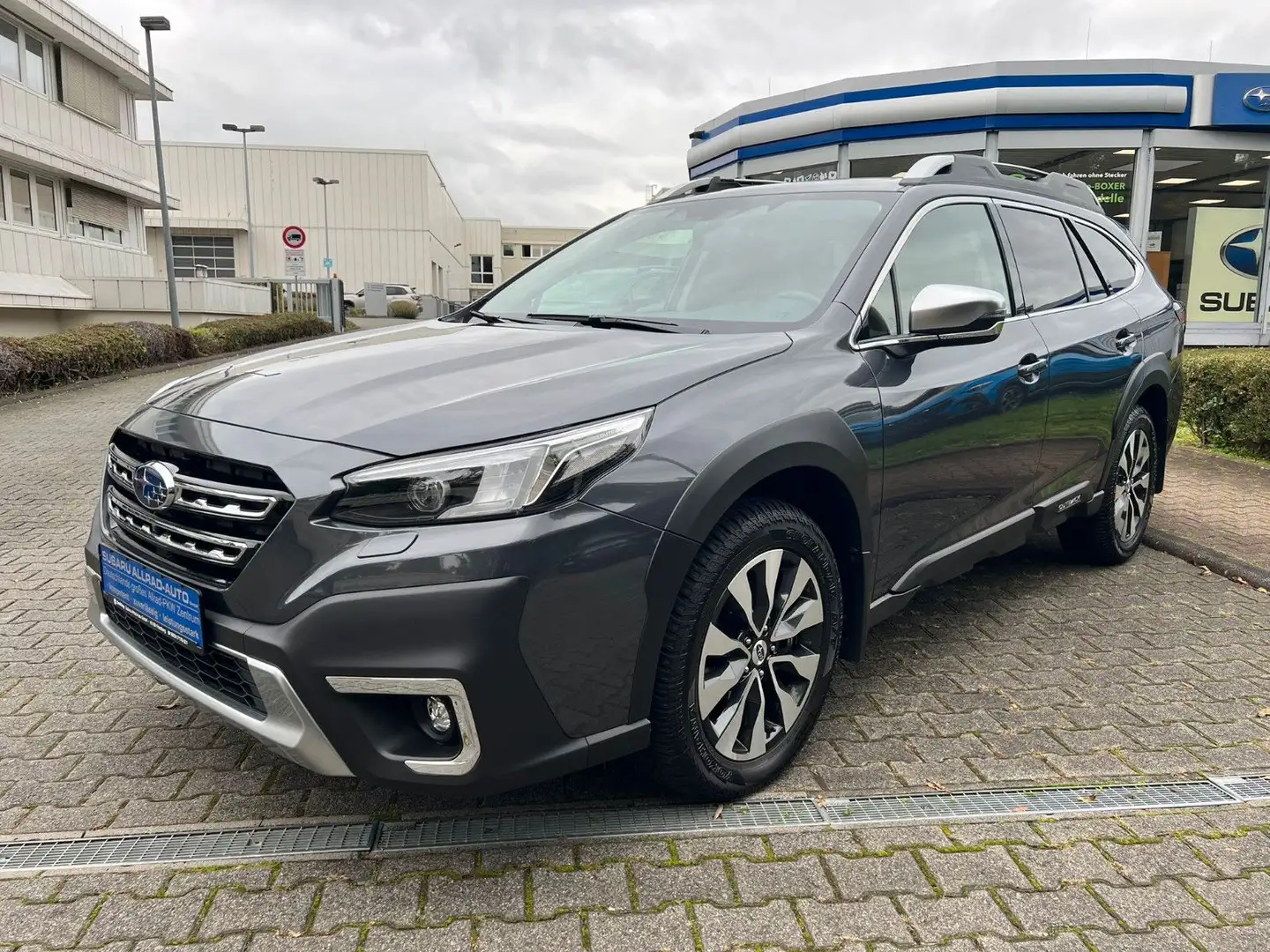 Subaru OUTBACK Platinum AHK, Allwetter Gris - 1