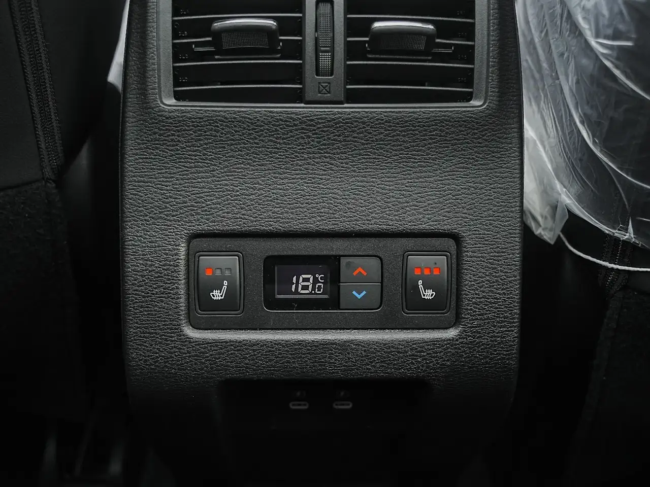 Mitsubishi Outlander снимка Mitsubishi Outlander