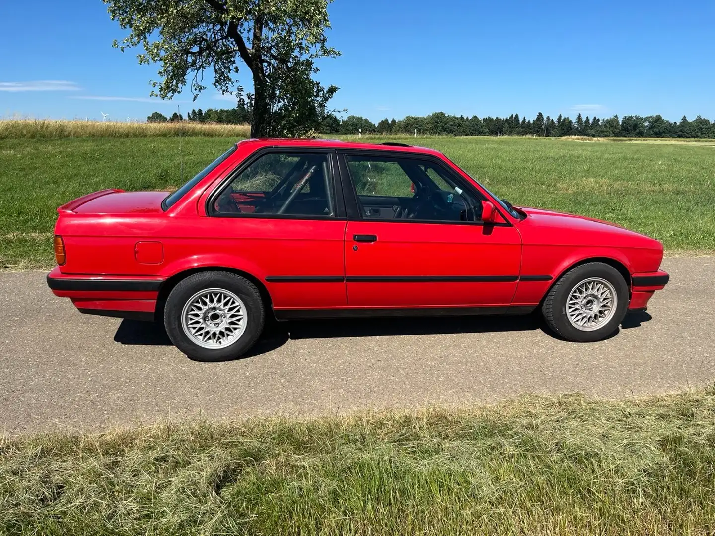 BMW 318 3er 318is Rouge - 1
