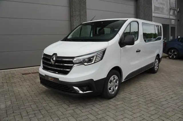 Renault Trafic 2.0 BluedCi * 9 SEATS/ CARPLAY / CAMERA / CRUISE *