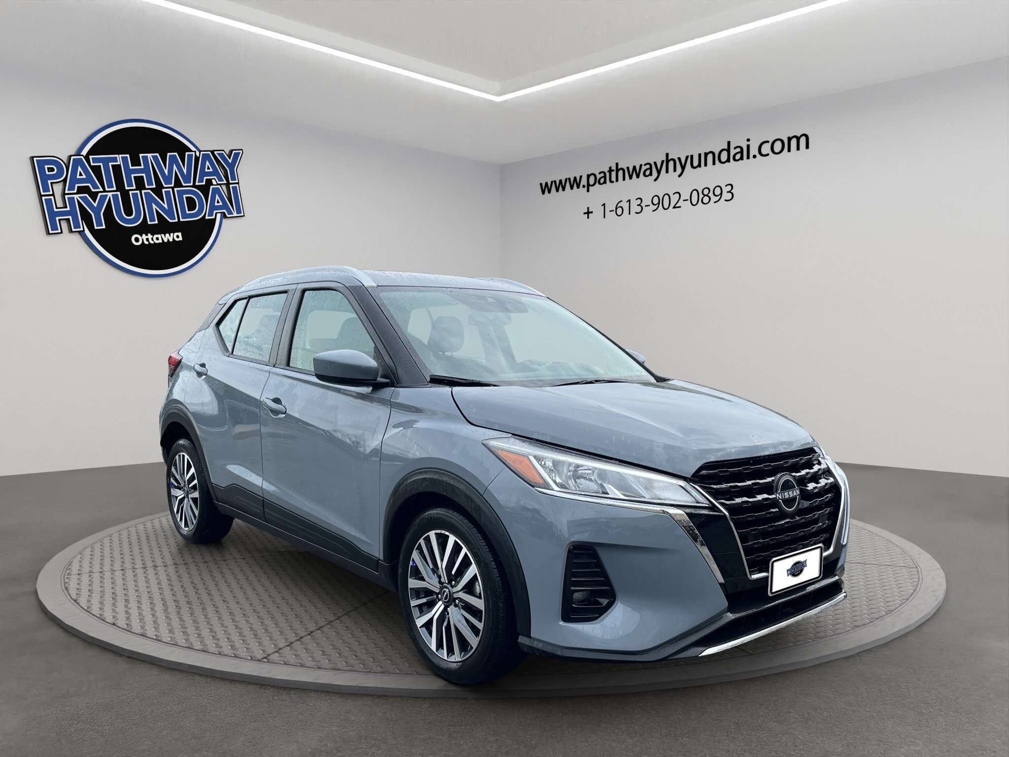 2025 Nissan Kicks SV | Reverse Cam | Heated Seats