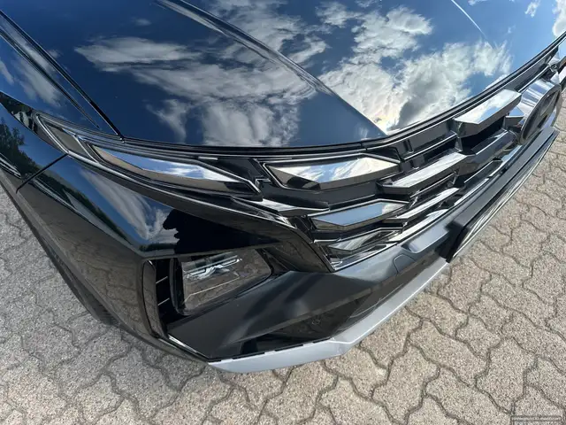 Hyundai Tucson view 9
