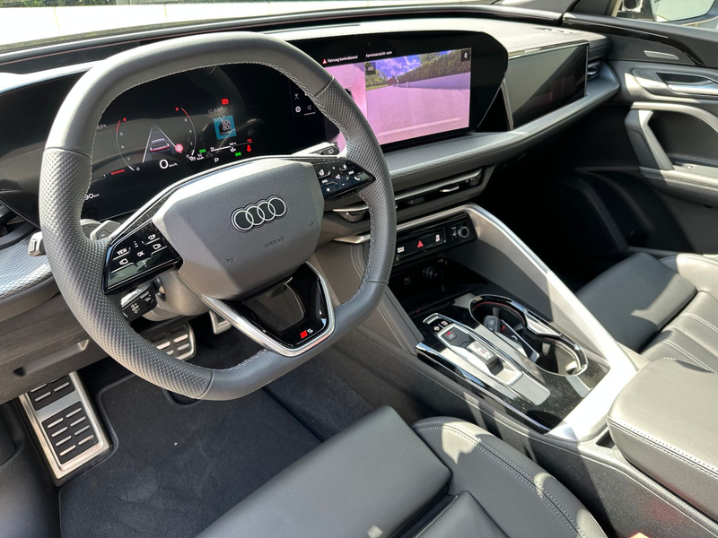 Audi Q5 SUV TFSI quattro LUFTFWK/360°/AHK/LEDER S — photo 12