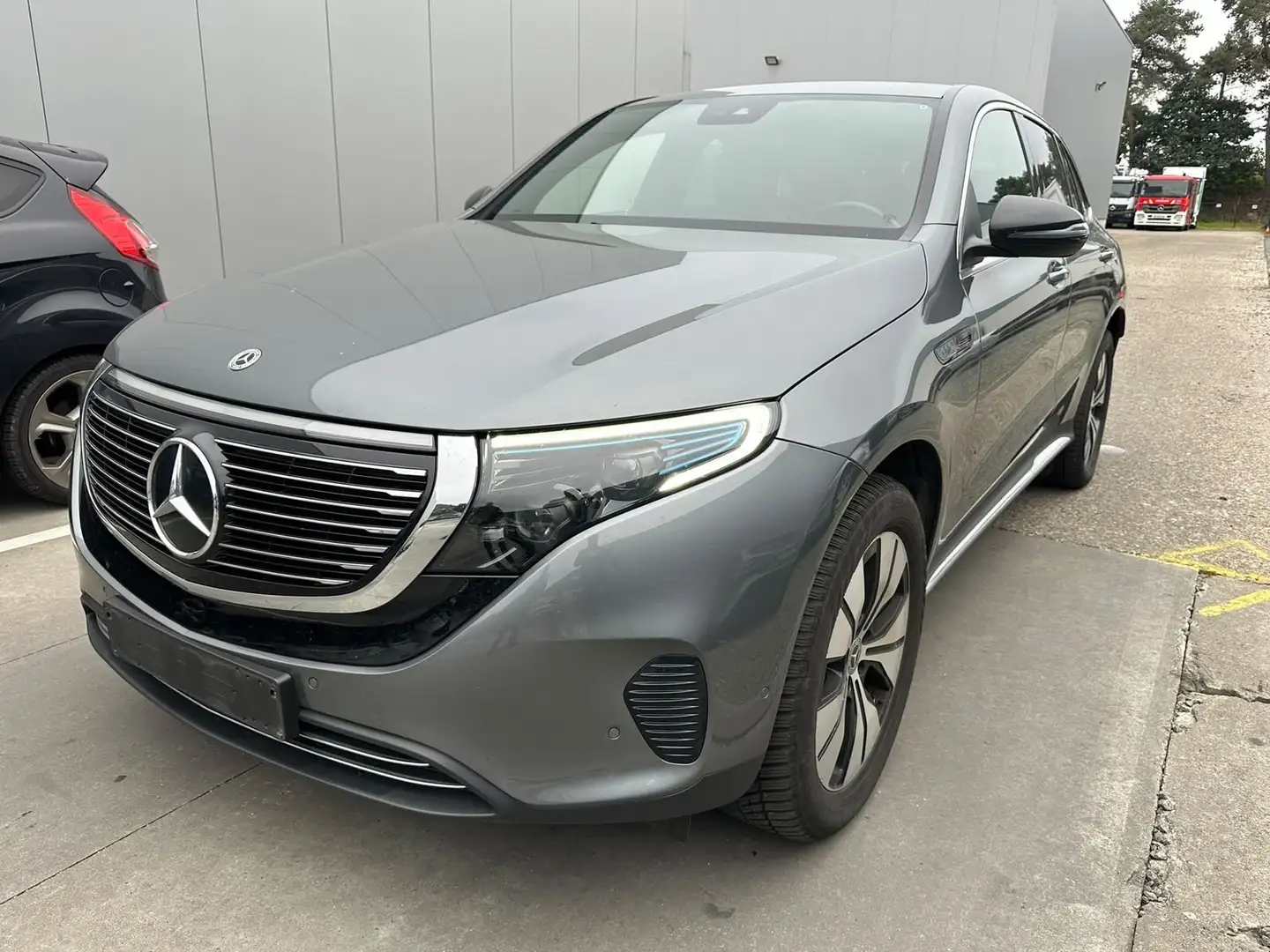 Mercedes-Benz EQC 400 4MATIC 80kWh Aut. ERSTBESITZ/TOP ZUSTAND!!! - 1