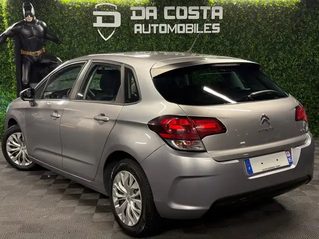 Citroen C4 view 7