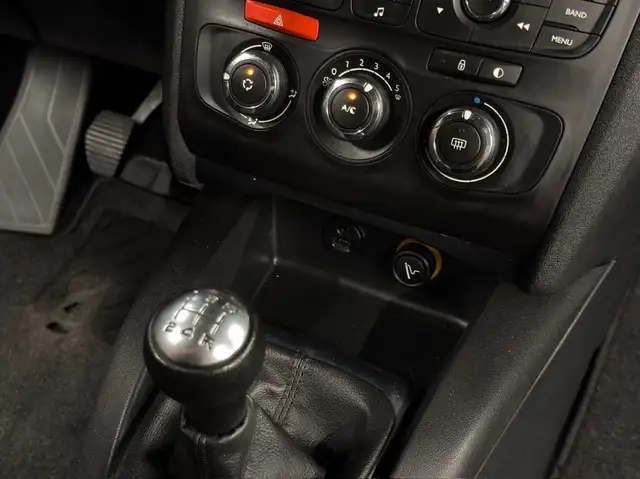 Citroen C4 view 26