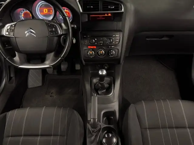 Citroen C4 view 20