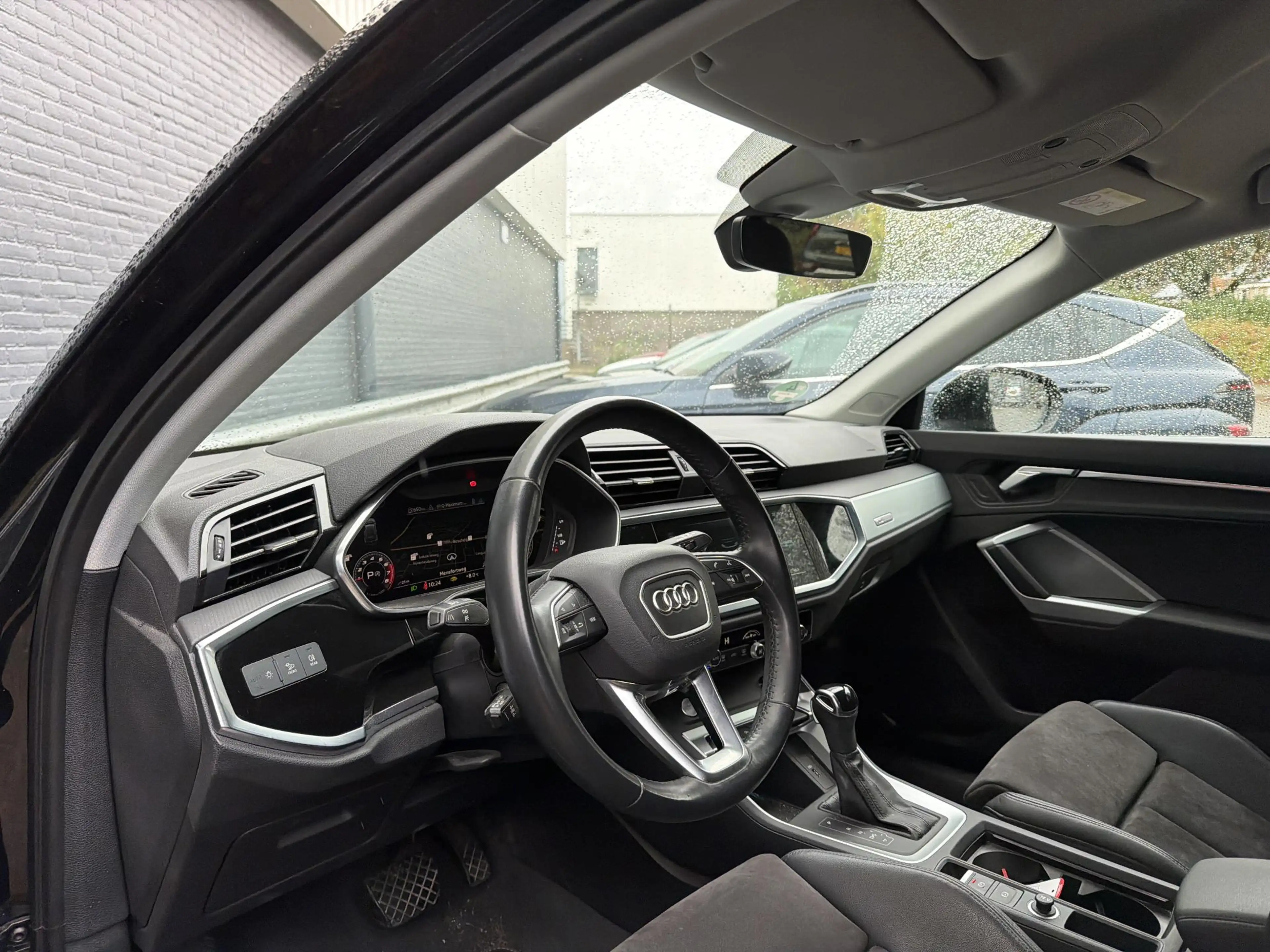 Audi Q3 35 TFSI Advanced edition Automaat | € 16.450,- NET — photo 3