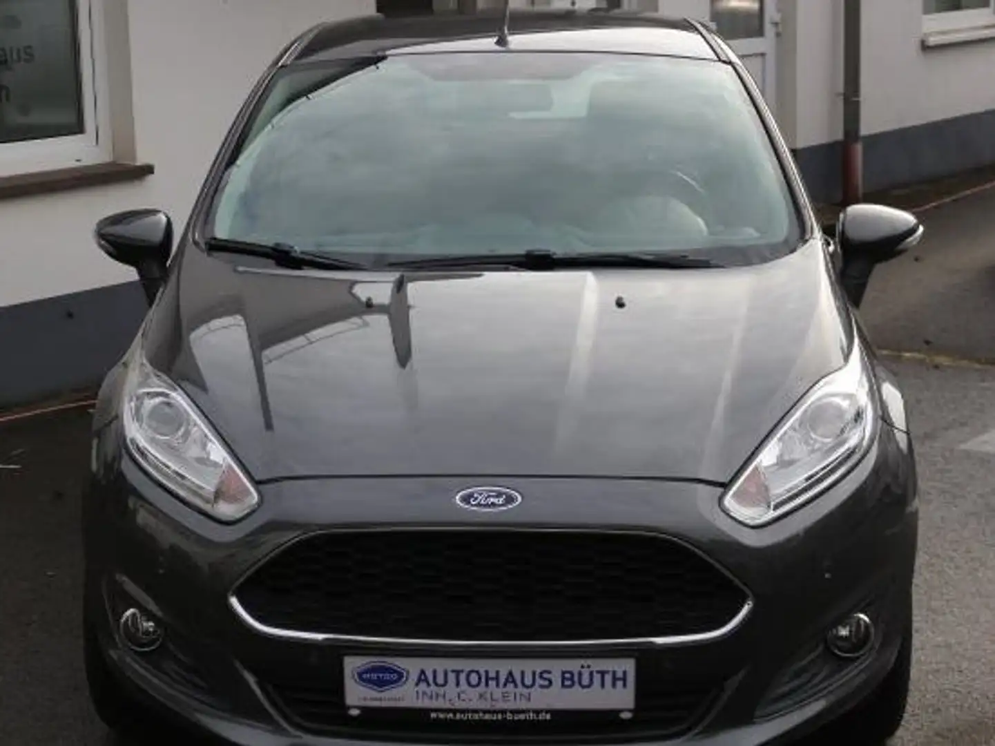 Ford Fiesta Celebration Zahnriemen erneuert!! Grau - 2