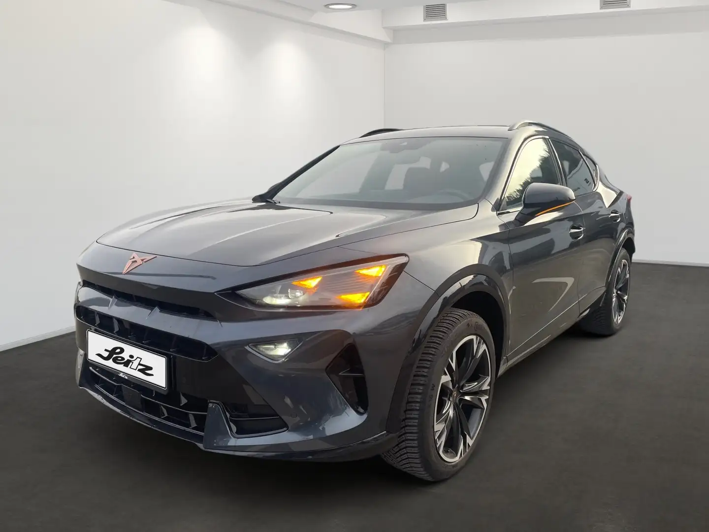 CUPRA Formentor 1.5 eTSI *LED*KAMERA*NAVI*SITZH* Grau - 2