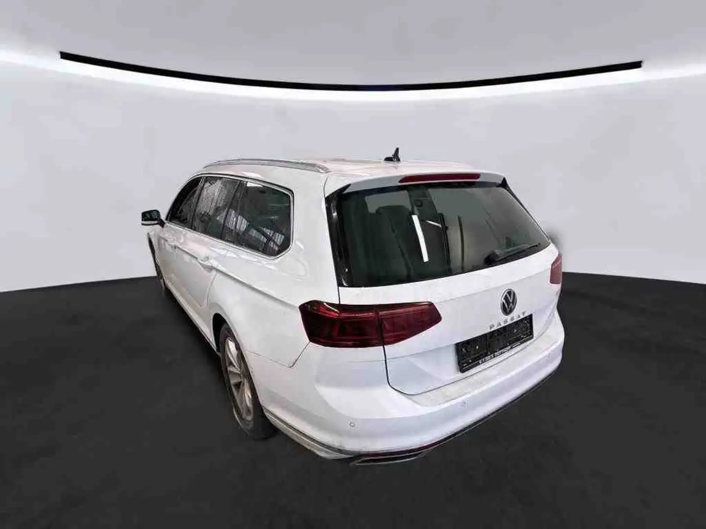 Volkswagen Passat Variant 2.0 TDI DSG R-LINE STANDHZG AHK IQ.LIGHT Weiß - 2