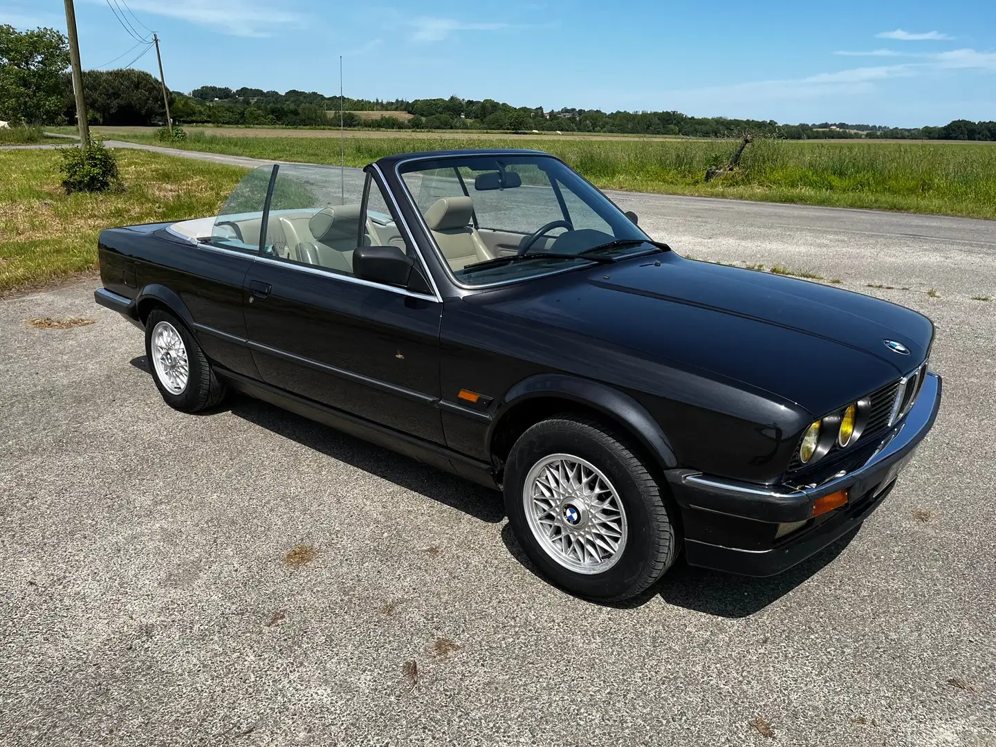 BMW 325 325i A Noir - 2