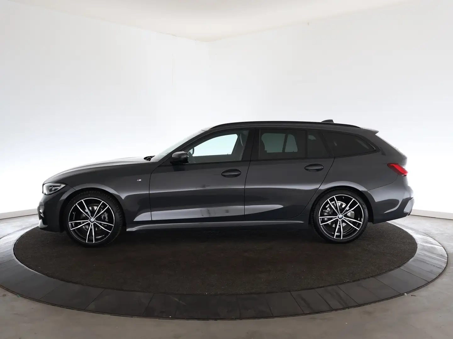 BMW 318 3-serie Touring 318i Business Edition | M-Sport | Gris - 2