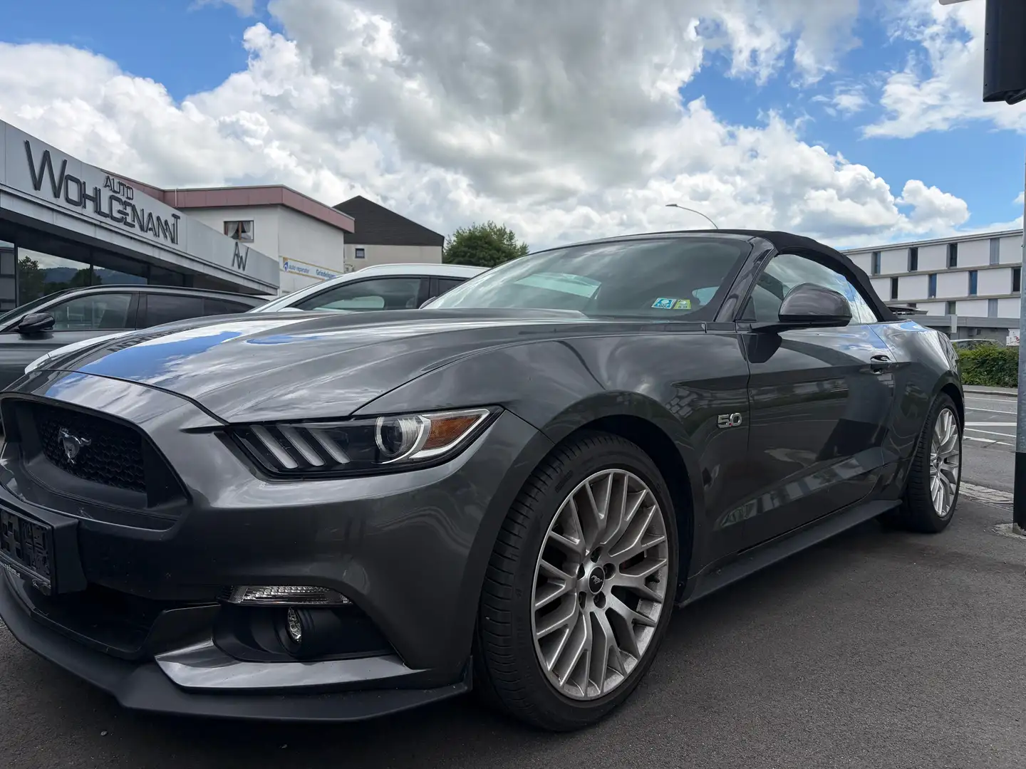 Ford Mustang GT Convertible Cabriolet Grau - 1