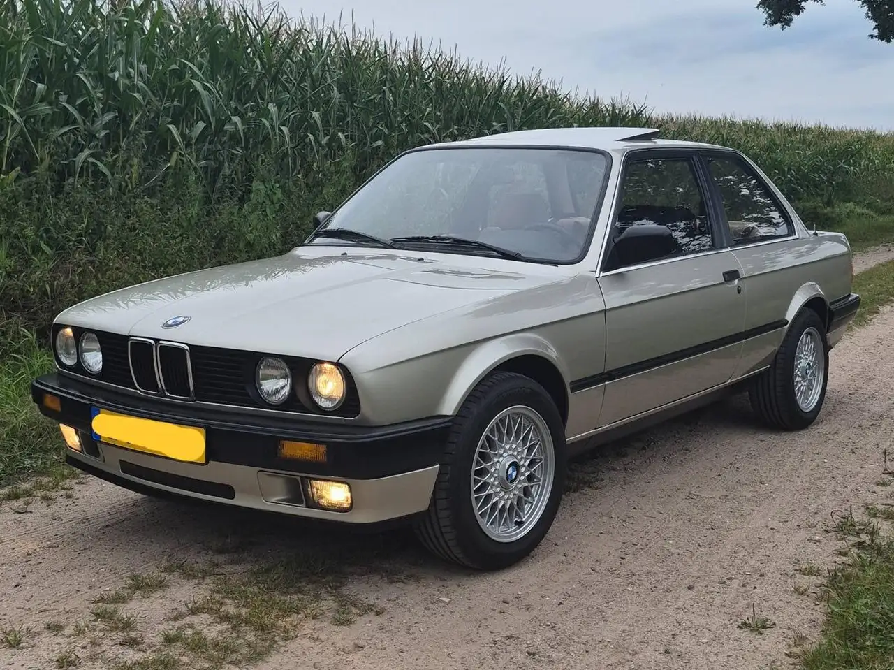BMW 320 320i, foto 1