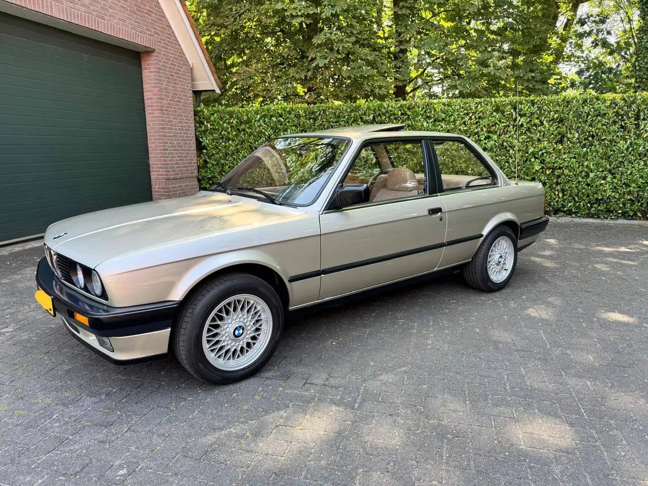 BMW 320 320i, foto 8