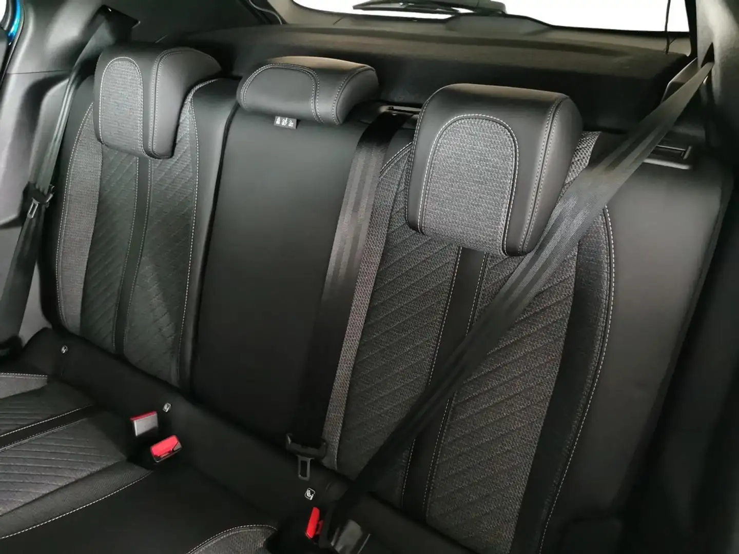 Peugeot 2008 1.2 puretech Allure s&s 100cv Blu/Azzurro - 2