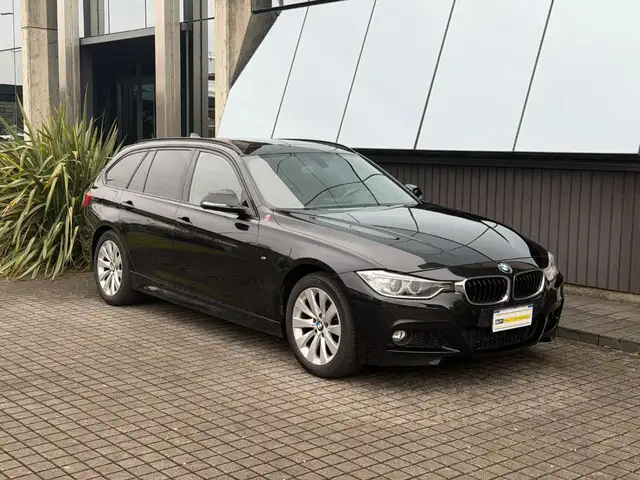 BMW 330 dA xDrive Touring Msport * TETTO * GANCIO *