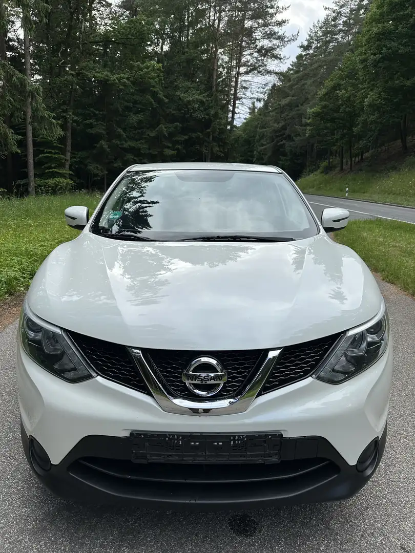 Nissan Qashqai 1.2 DIG-T N-Connecta - 1