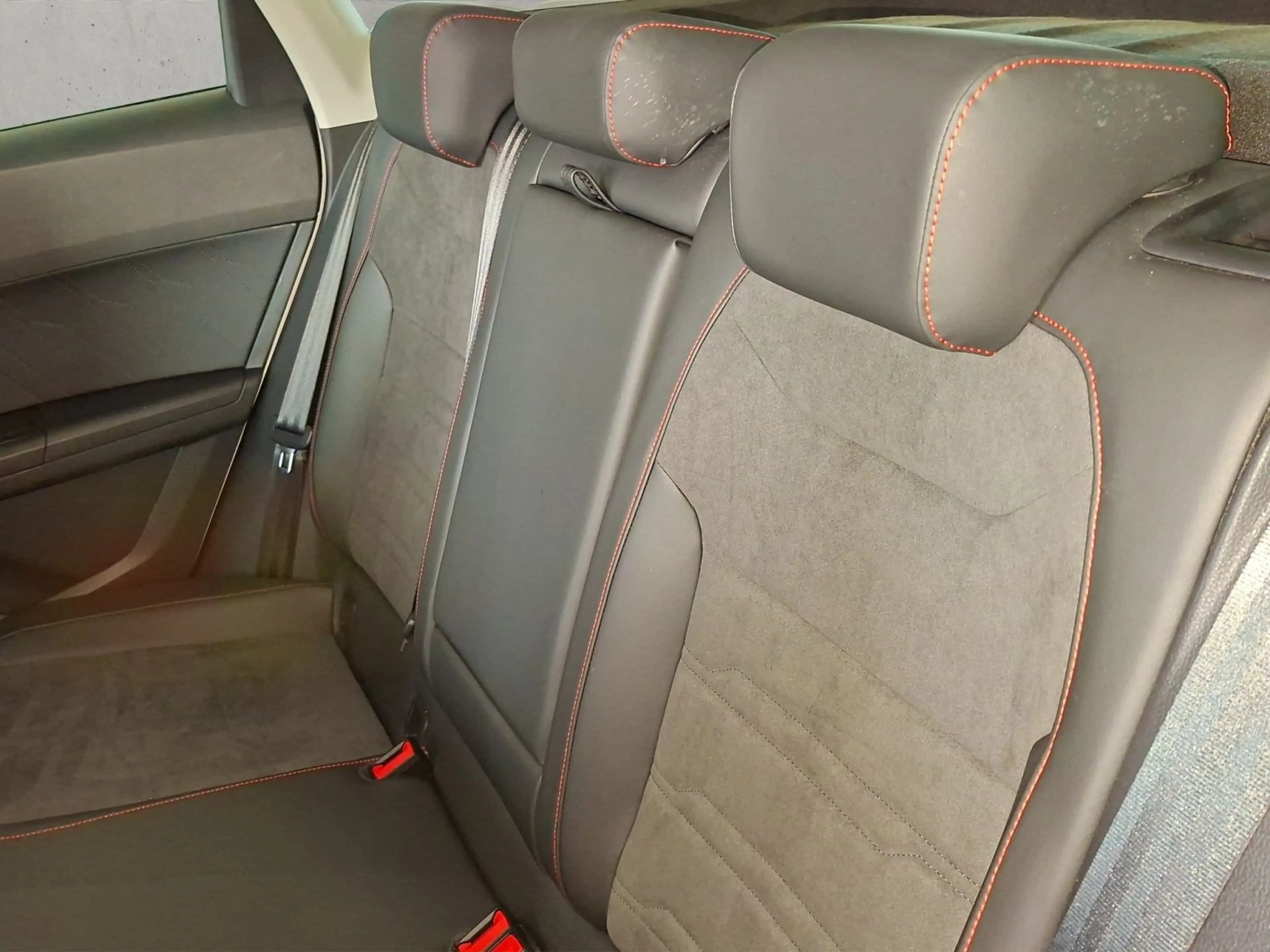 SEAT Ateca FR — photo 13