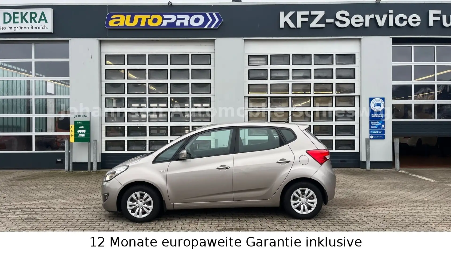 Hyundai iX20 Trend, Automatik,Klima, SV,ZV, AUX,USB Silber - 1